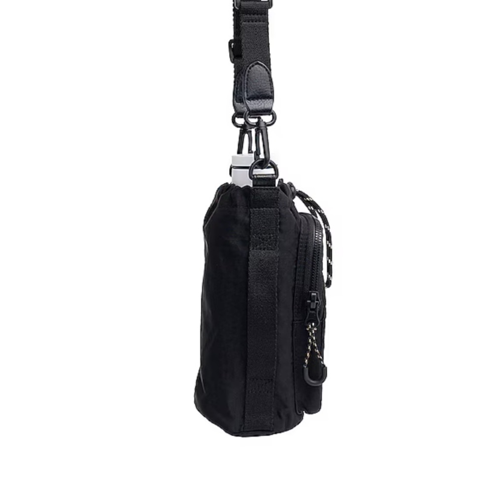 Water Bottle Sling in Black
BEIS
